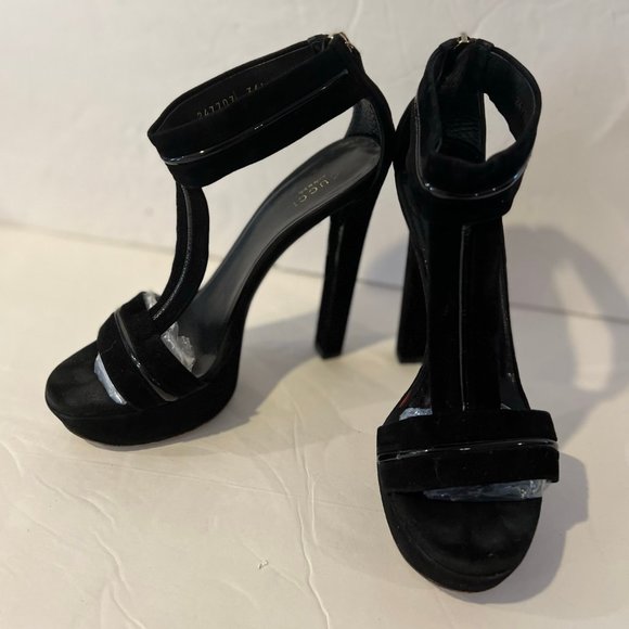 $895 GUCCI T-STRAP SUEDE PLATFORM ANKLE STRAP SANDAL HIGH HEELS SZ 36.5 IT / 6.5 - Picture 1 of 9